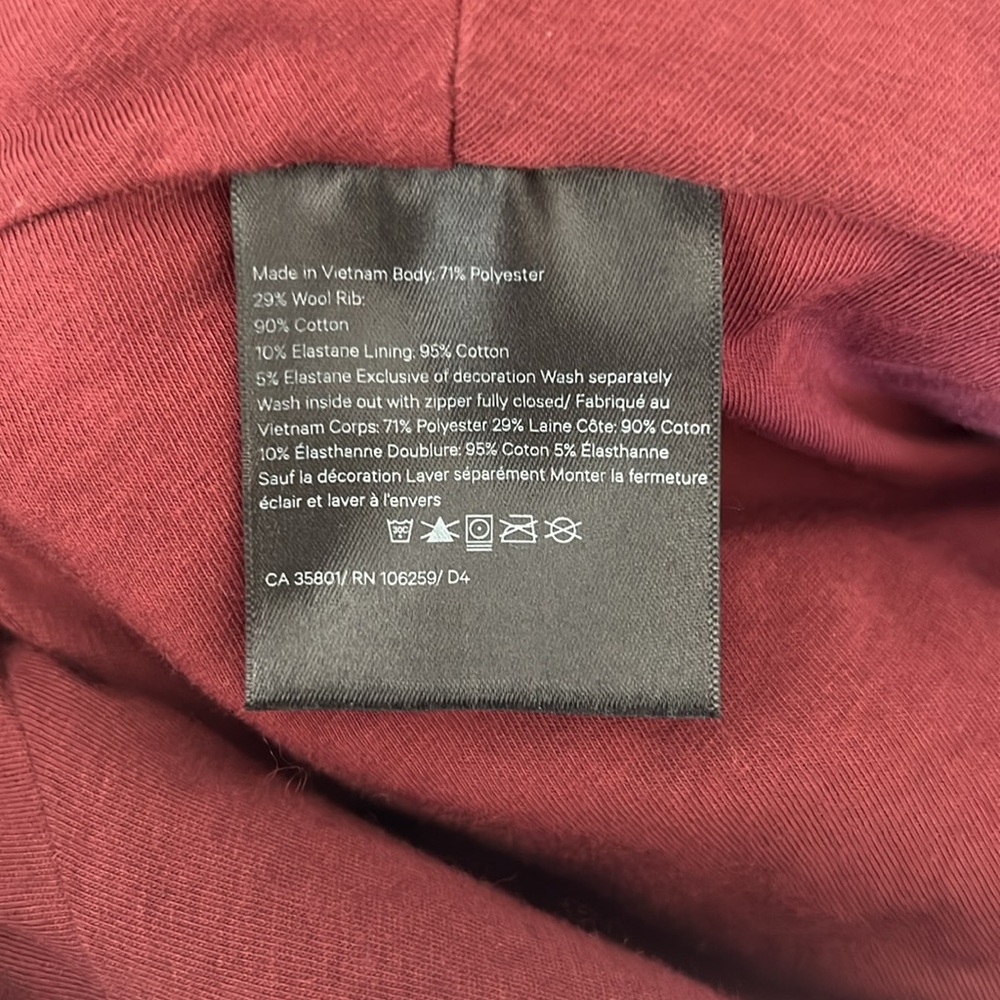 Lululemon fleece half zip up - Picture 9 of 9